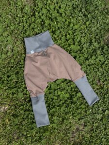 Temiti többméretes hordozós nadrág - Taupe