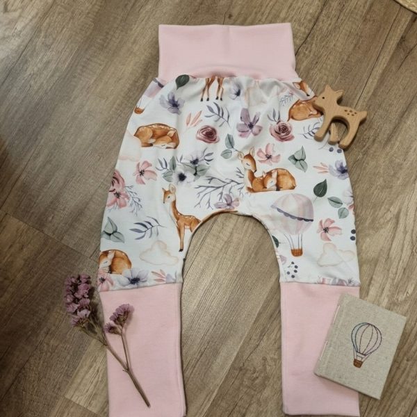 Temiti többméretes hordozós nadrág őzike mintával termékfotó